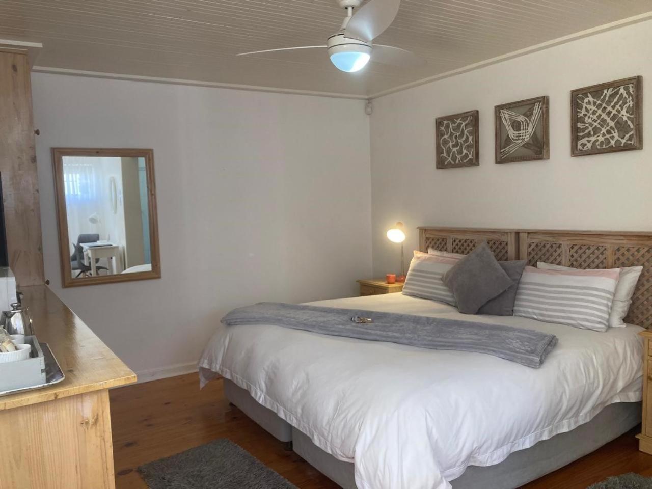 On The Bay Bed and Breakfast Port Elizabeth Eksteriør billede