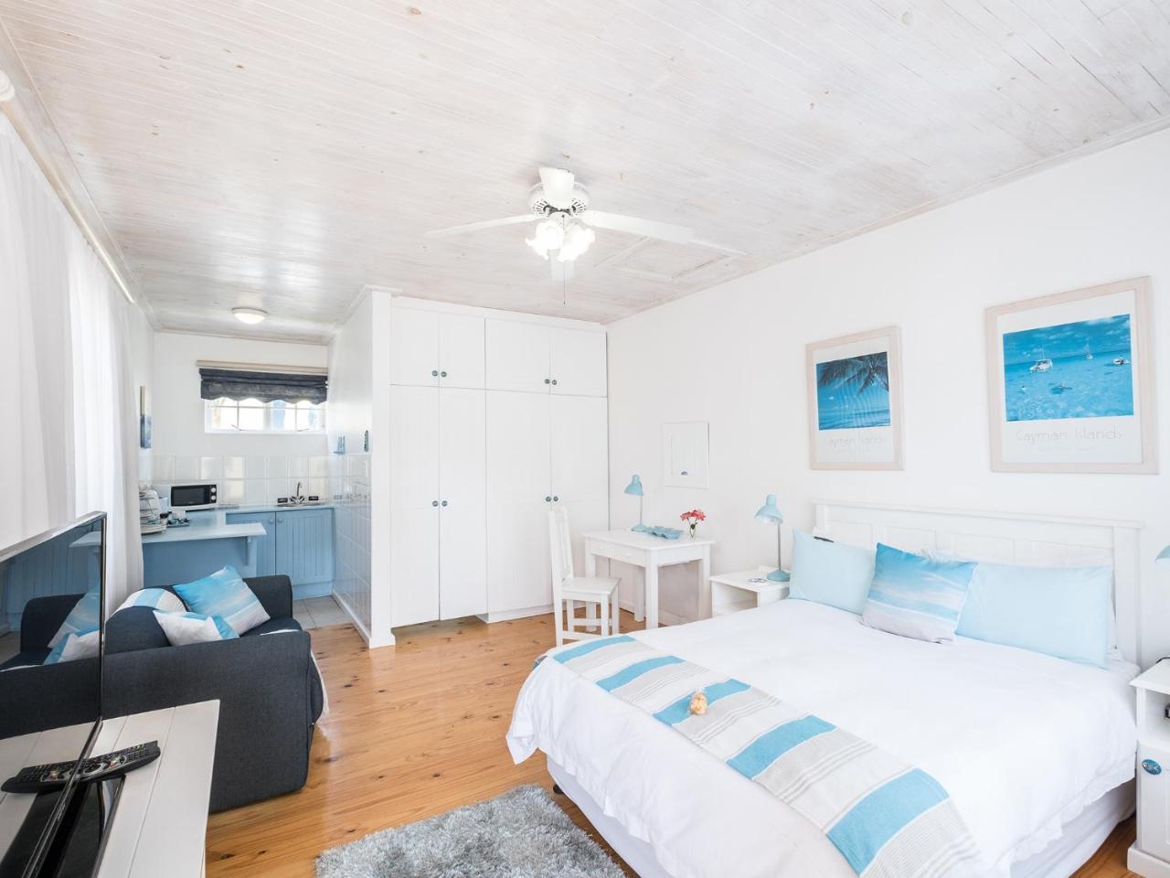 On The Bay Bed and Breakfast Port Elizabeth Eksteriør billede